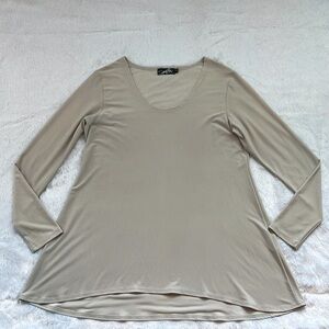 Like New Beige Sympli Tunic Top, Size 12